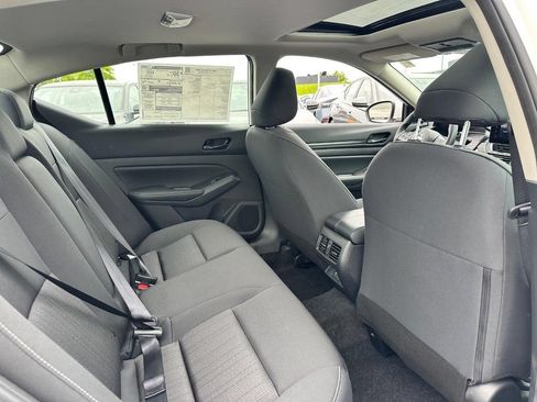 Certified 2026 Nissan Altima 2.5 SV w/ SV Special Edition Package FWD image 4