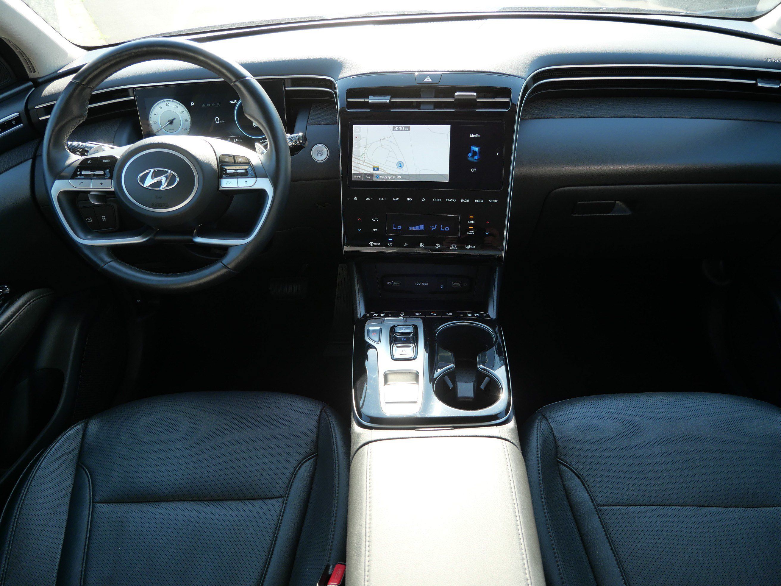 Used 2024 Hyundai Tucson Limited AWD/4WD image 10