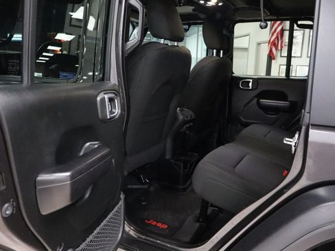 Used 2021 Jeep Wrangler Unlimited Sport AWD/4WD image 27