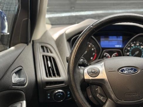 Used 2014 Ford Focus SE w/ Equipment Group 201A image 10