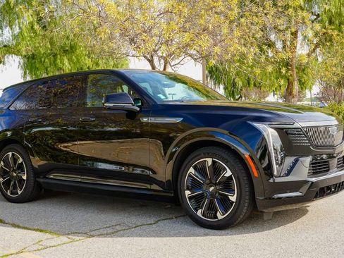 New 2025 Cadillac Escalade IQ Sport 2 image 6