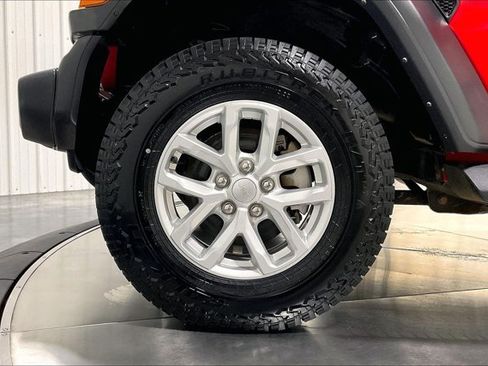 Used 2023 Jeep Wrangler Unlimited Sport AWD/4WD image 9