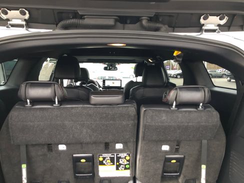 Certified 2025 Toyota Sienna XSE image 30