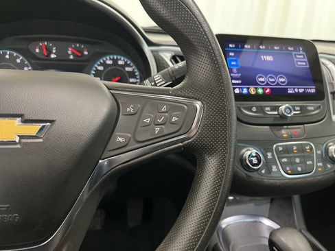 Used 2023 Chevrolet Malibu LT FWD image 8