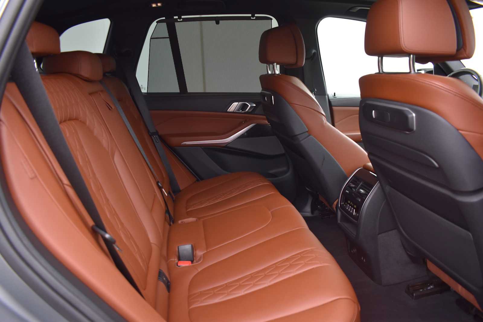 Used 2024 BMW X5 M60i w/ Executive Package AWD/4WD image 13