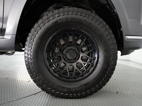 Used 2019 Toyota 4Runner Limited image 60