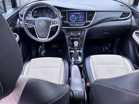 Used 2020 Buick Encore Preferred image 25
