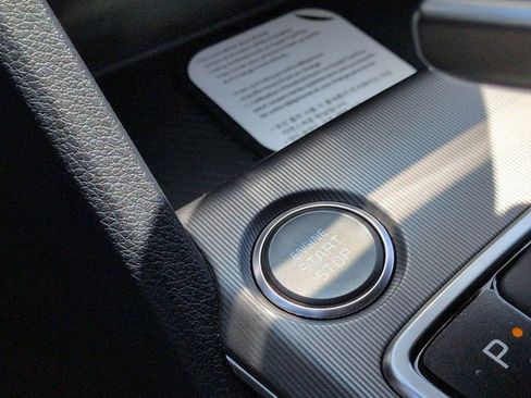 New 2026 Kia Sportage EX FWD image 17