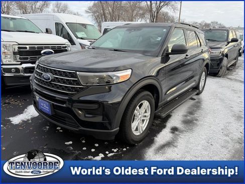 Certified 2023 Ford Explorer XLT w/ Class IV Trailer Tow Package image 1