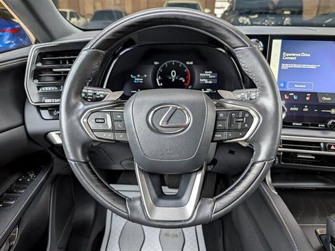 Used 2025 Lexus RX 350 Premium image 19