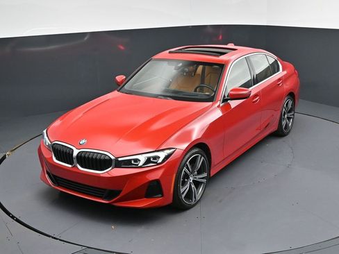 Certified 2024 BMW 330i Sedan image 30