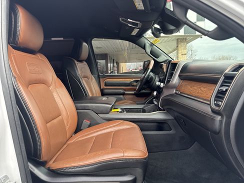 Used 2019 RAM 1500 Limited image 27