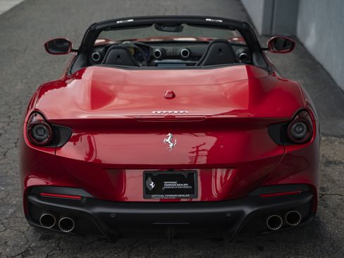 Used 2023 Ferrari Portofino M image 4