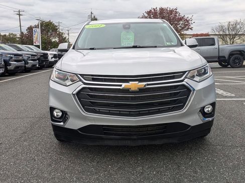 Used 2021 Chevrolet Traverse LT w/ LPO, Floor Liner Package image 2