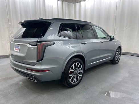 Used 2024 Cadillac XT6 Sport w/ Technology Package image 6