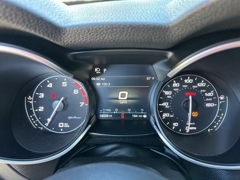 Used 2022 Alfa Romeo Stelvio Sprint image 17