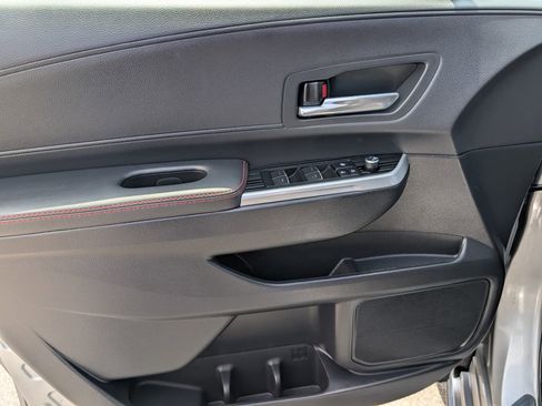 Used 2025 Toyota Sienna XSE w/ XSE Plus Package AWD/4WD image 15