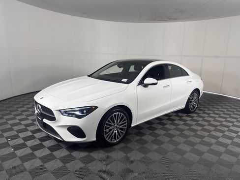 Used 2025 Mercedes-Benz CLA 250 image 7