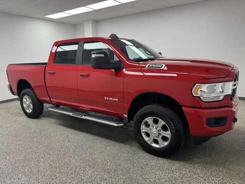 Used 2024 RAM 2500 Big Horn w/ Sport Appearance Package image 14