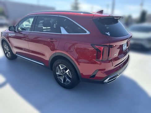 Certified 2022 Kia Sorento S AWD/4WD image 7