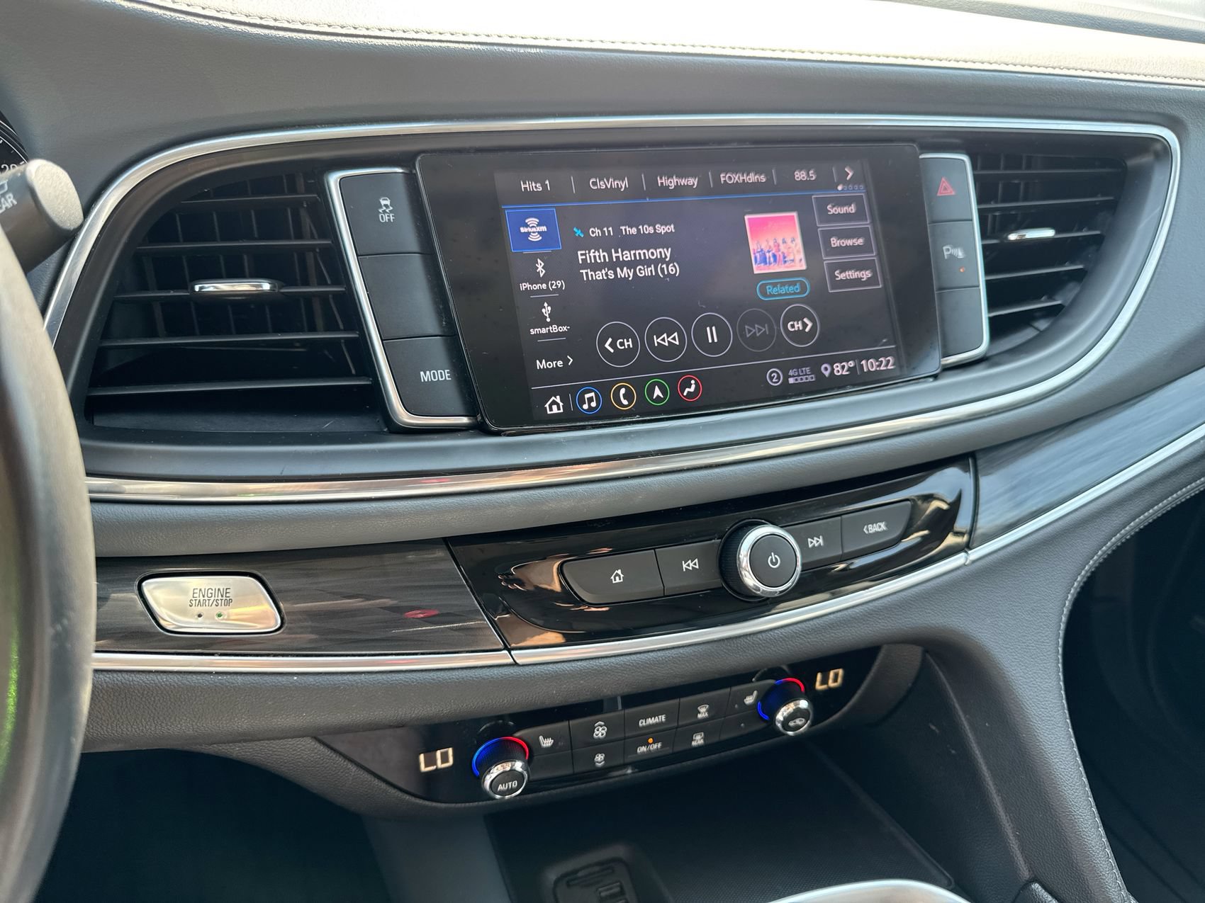 Used 2021 Buick Enclave Essence w/ Sound and Sites Package FWD image 16