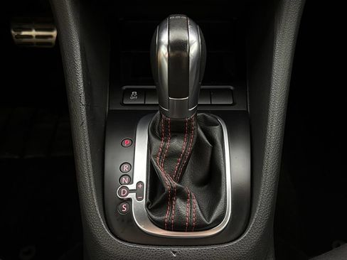 Used 2013 Volkswagen GTI 4-Door FWD image 17