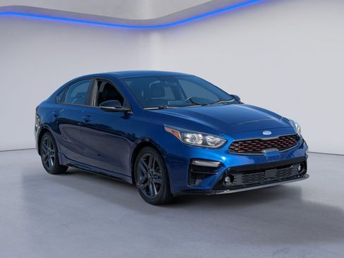Used 2020 Kia Forte GT-Line w/ GT-Line Premium Package FWD image 5