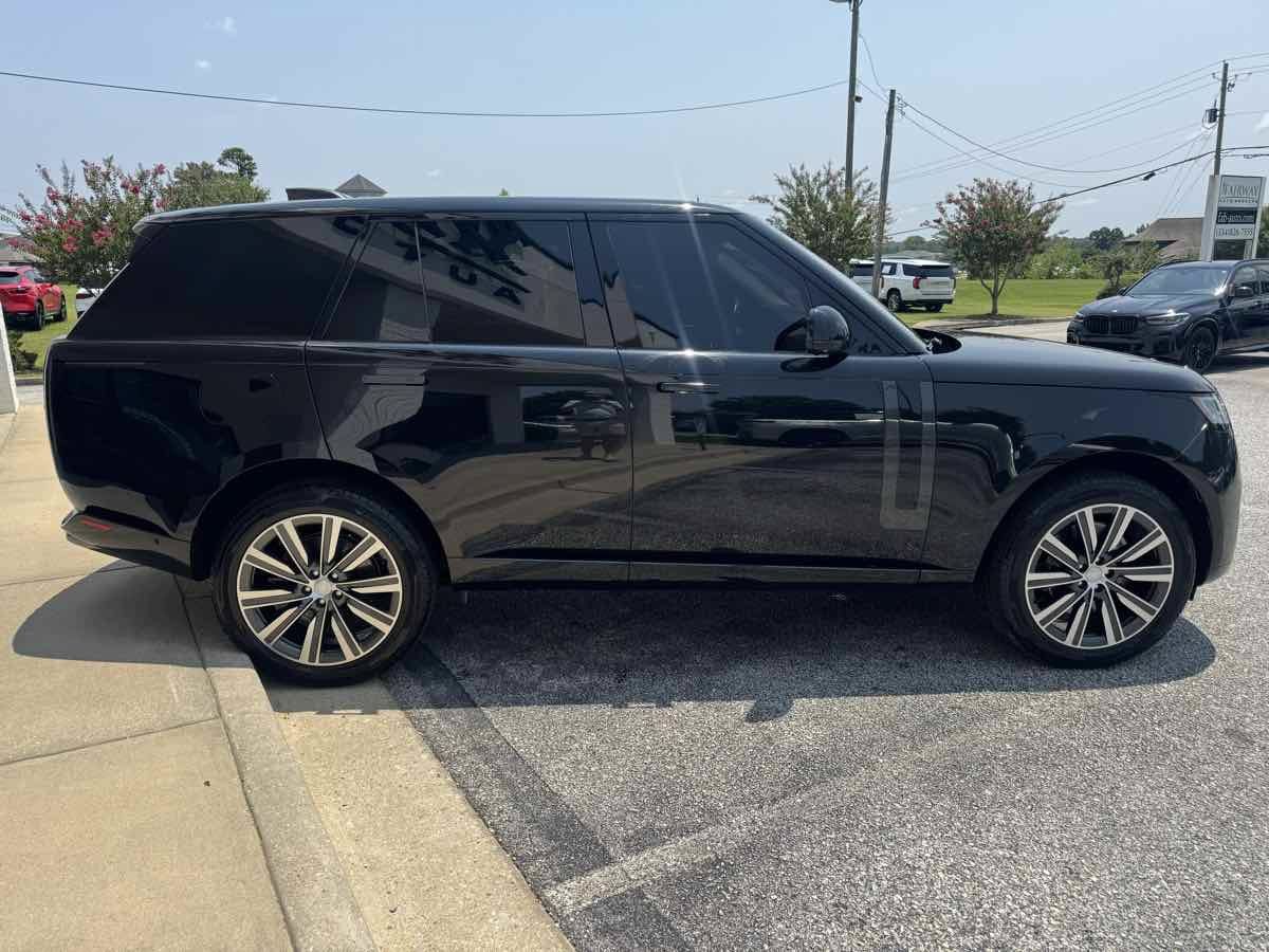 Used 2023 Land Rover Range Rover SE AWD/4WD image 41