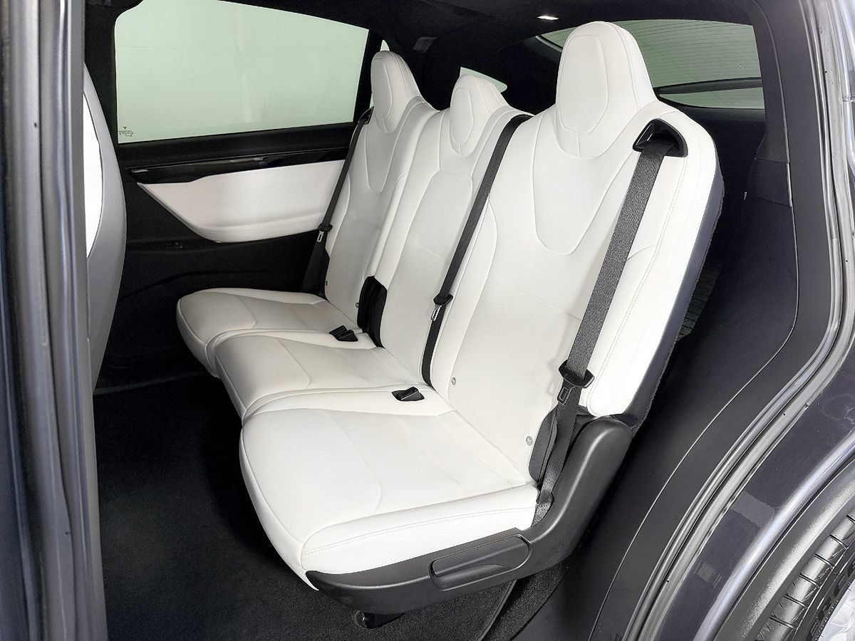 Used 2018 Tesla Model X 75D AWD/4WD image 40