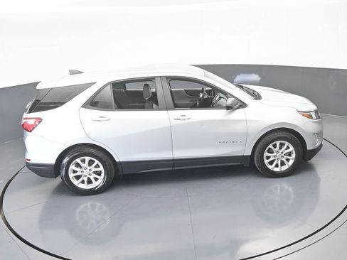 Used 2020 Chevrolet Equinox LS image 48