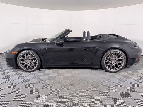 Certified 2025 Porsche 911 Carrera image 2