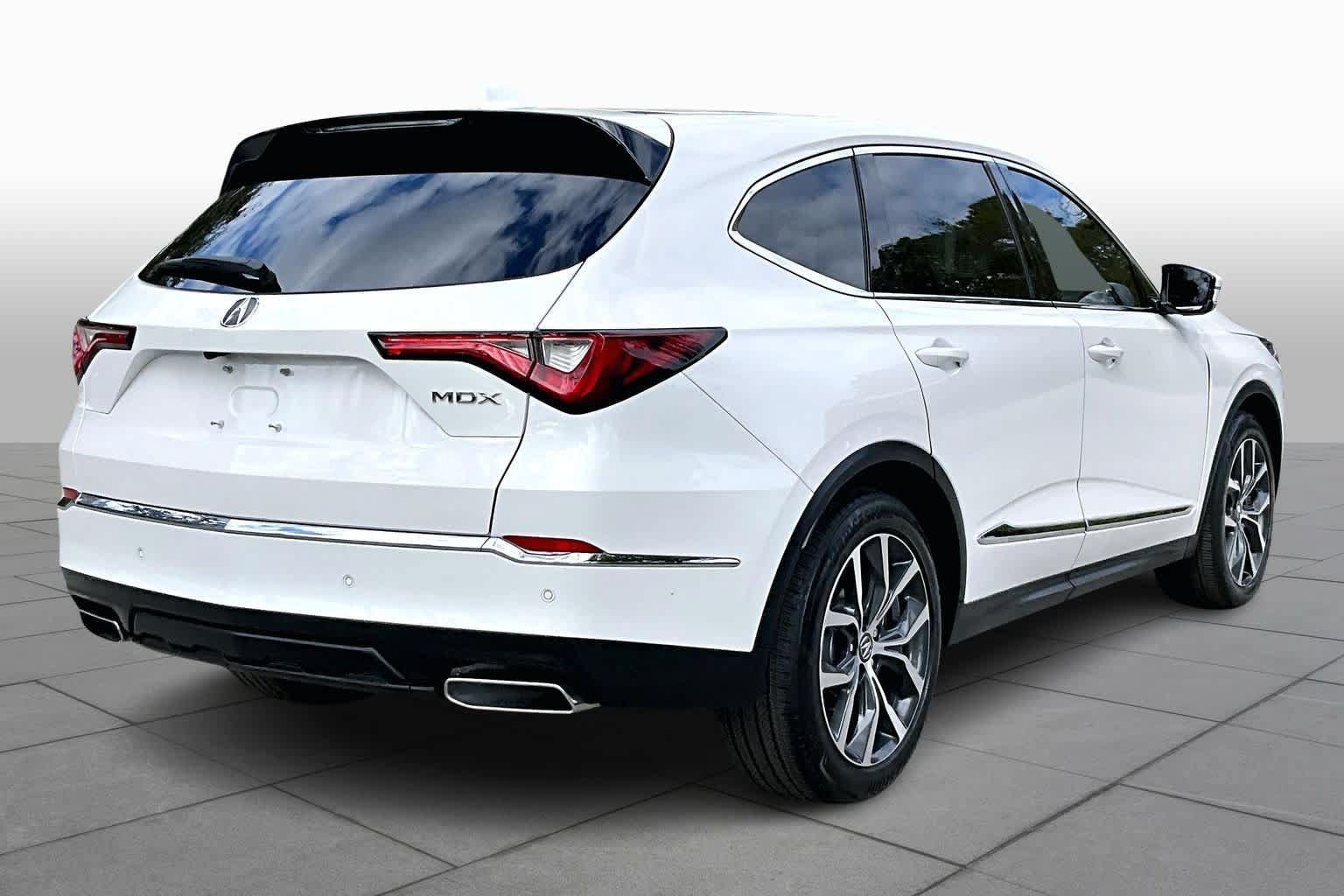 Used 2023 Acura MDX w/ Technology Package FWD image 12