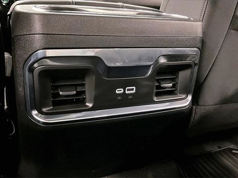 Used 2024 GMC Sierra 1500 Elevation image 28