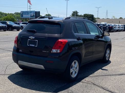 Used 2015 Chevrolet Trax LT w/ LT Plus Package FWD image 2