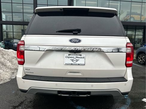 Used 2019 Ford Expedition XLT w/ Equipment Group 202A image 7