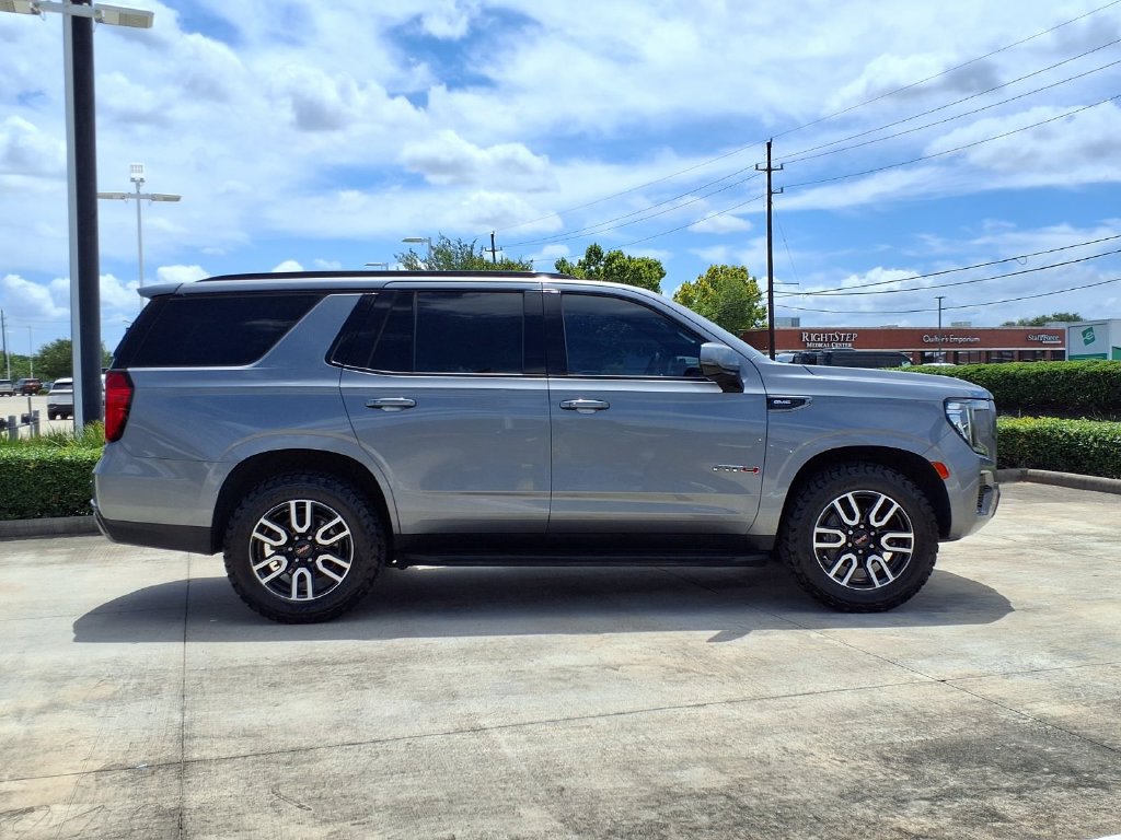 Used 2021 GMC Yukon AT4 w/ LPO, Illumination Package AWD/4WD image 8