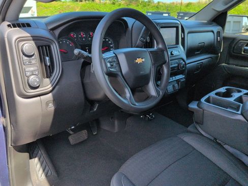 Certified 2022 Chevrolet Silverado 1500 Custom AWD/4WD image 10