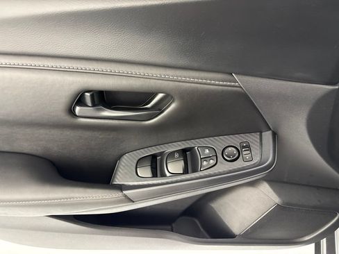 Certified 2025 Nissan Sentra S FWD image 21