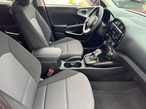 Certified 2023 Kia Soul S FWD image 20