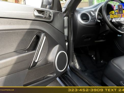 Used 2018 Volkswagen Beetle 2.0T S FWD image 14