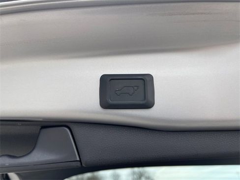 Used 2024 Toyota RAV4 XSE w/ Weather Package image 17