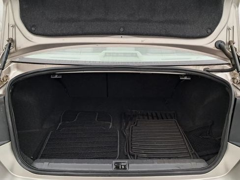 Used 2014 Subaru Legacy 2.5i AWD/4WD image 18