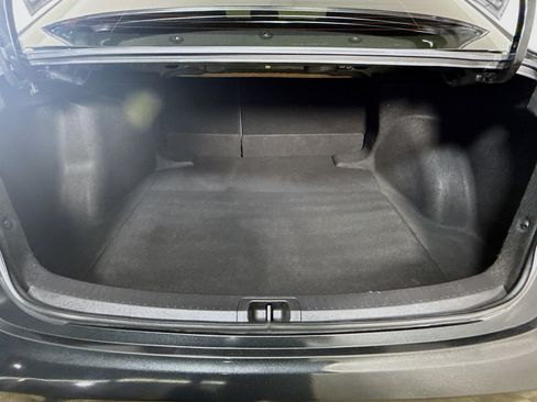 Used 2022 Toyota Corolla SE FWD image 35