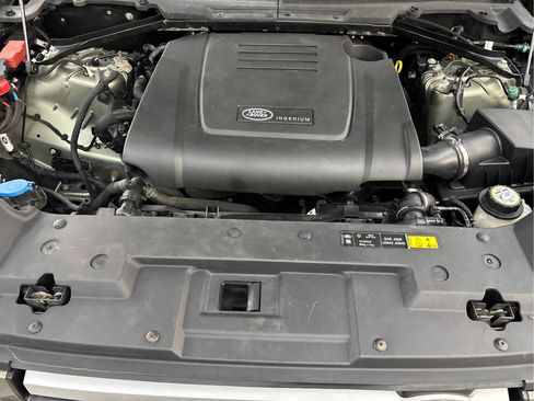 Used 2020 Land Rover Defender 110 AWD/4WD image 29