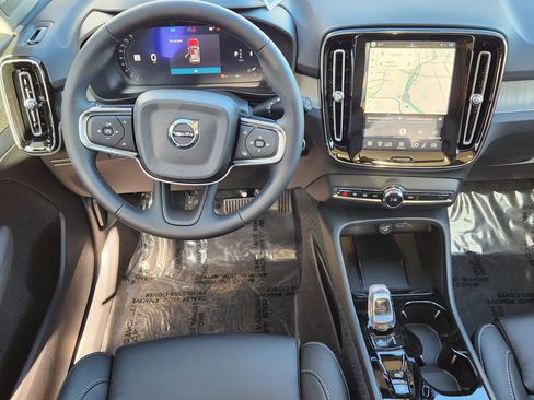 New 2026 Volvo XC40 B5 Plus w/ Protection Package Premier image 2