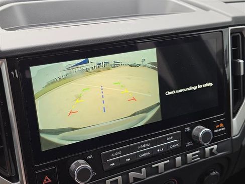 Used 2026 Nissan Frontier SV w/ Tow Package image 13