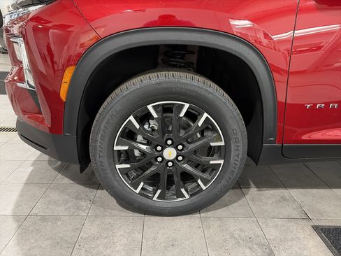 New 2026 Chevrolet Traverse LT w/ Sun and Wheel Package image 10