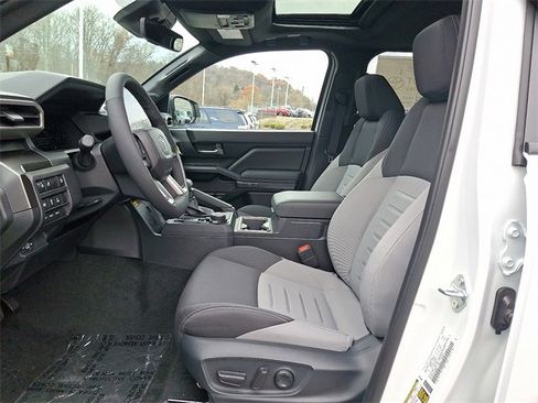 New 2025 Toyota Tacoma TRD Off-Road image 11