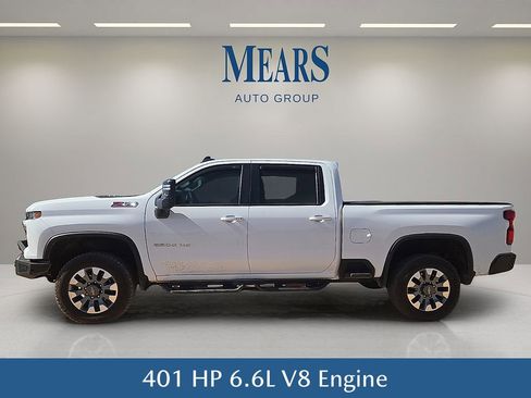 Used 2024 Chevrolet Silverado 2500 LT image 3