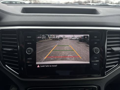 Certified 2023 Volkswagen Atlas Cross Sport SEL image 15